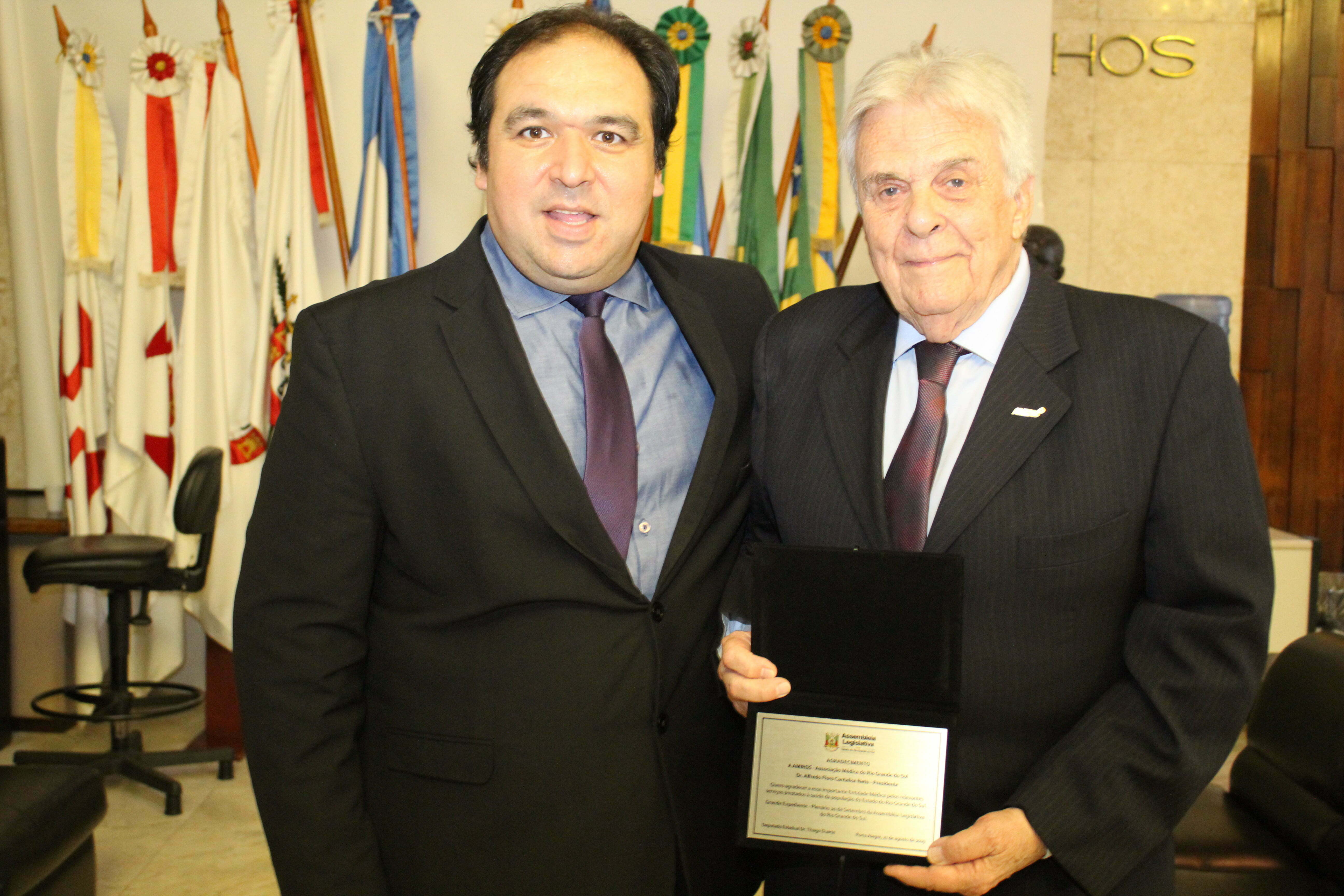 370823_914390_amrigs_homenagem_assembleia_legislativa__34_